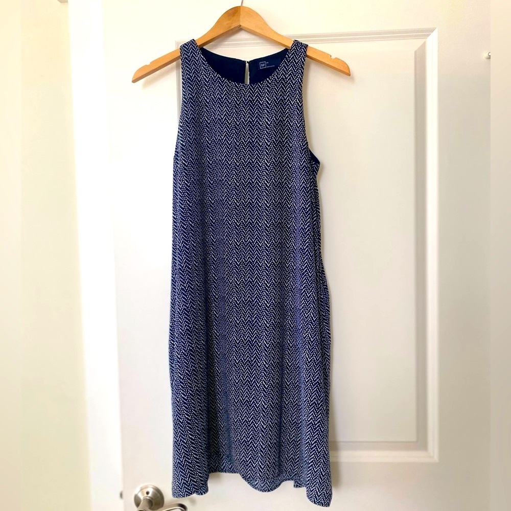 Women's Gap Swing Dress Navy Print - Size XS
